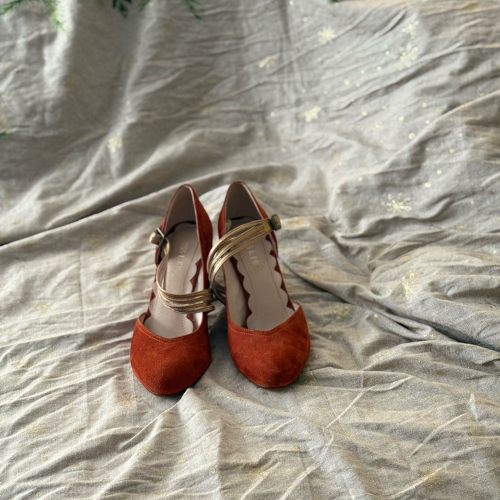 Miss L Fire Rust and Gold Heels size 40